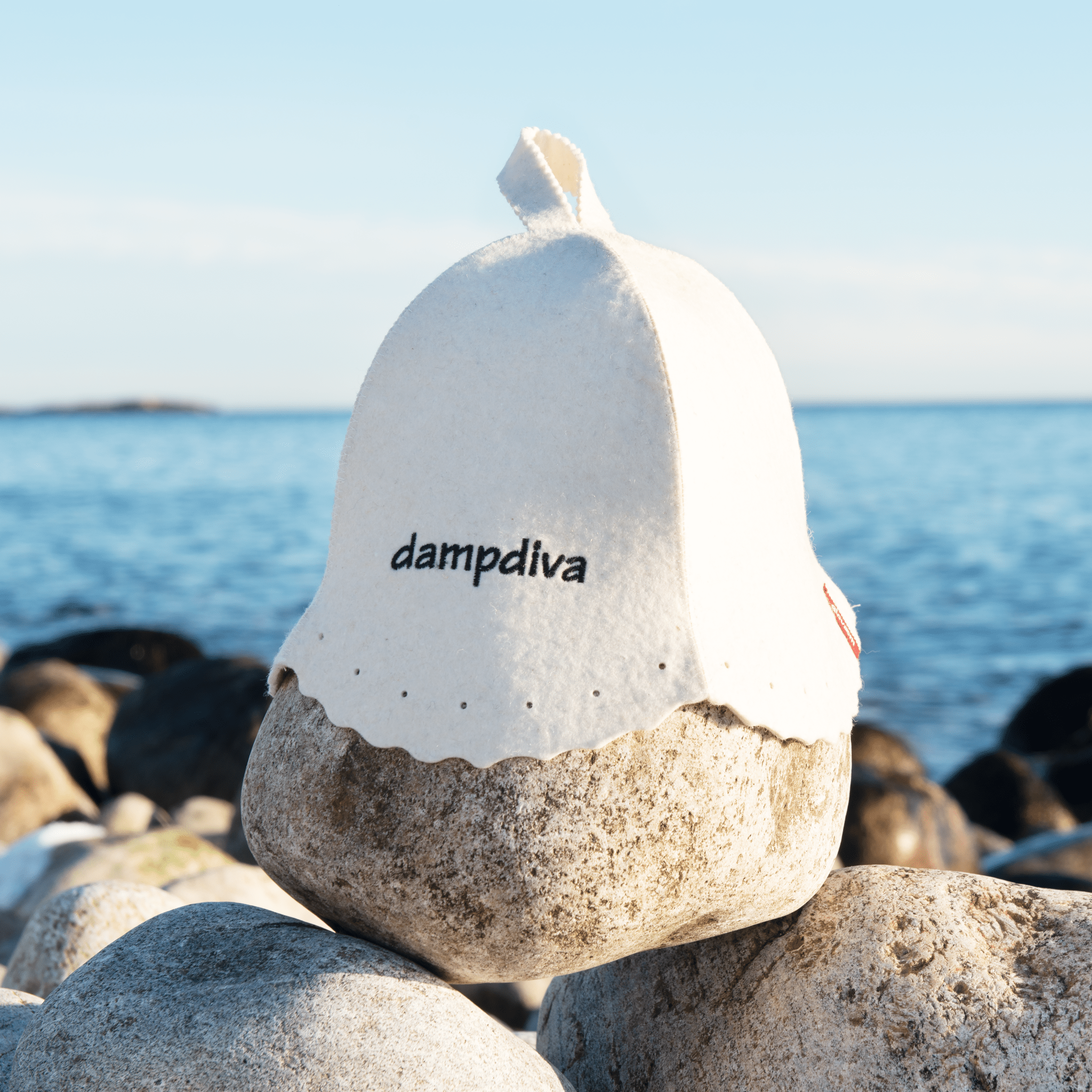 dampdiva - Badstuhatt - glovæm