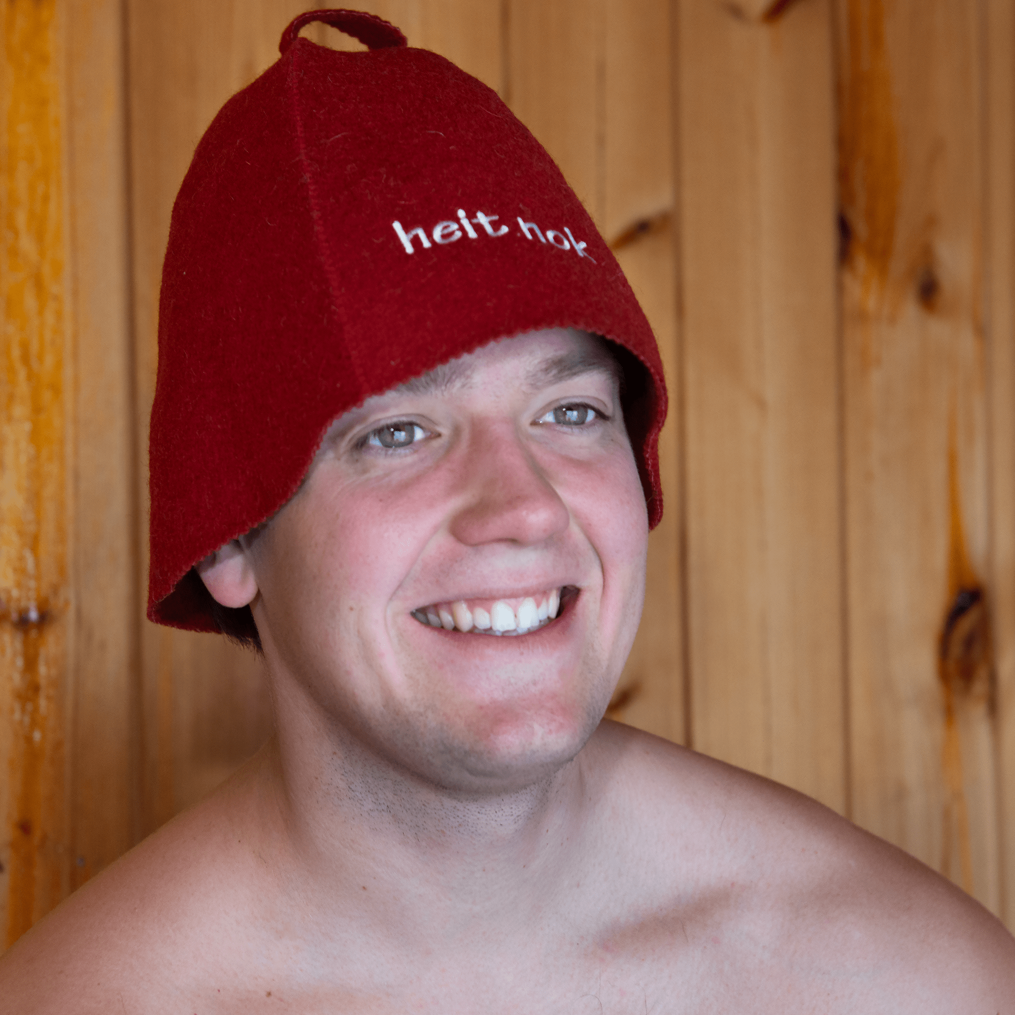 heit nok - Badstuhatt - glovæm